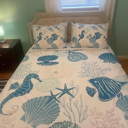 2Br Comfortable Downtown House Near Beach And More غرب شاطئ بالم المظهر الخارجي الصورة